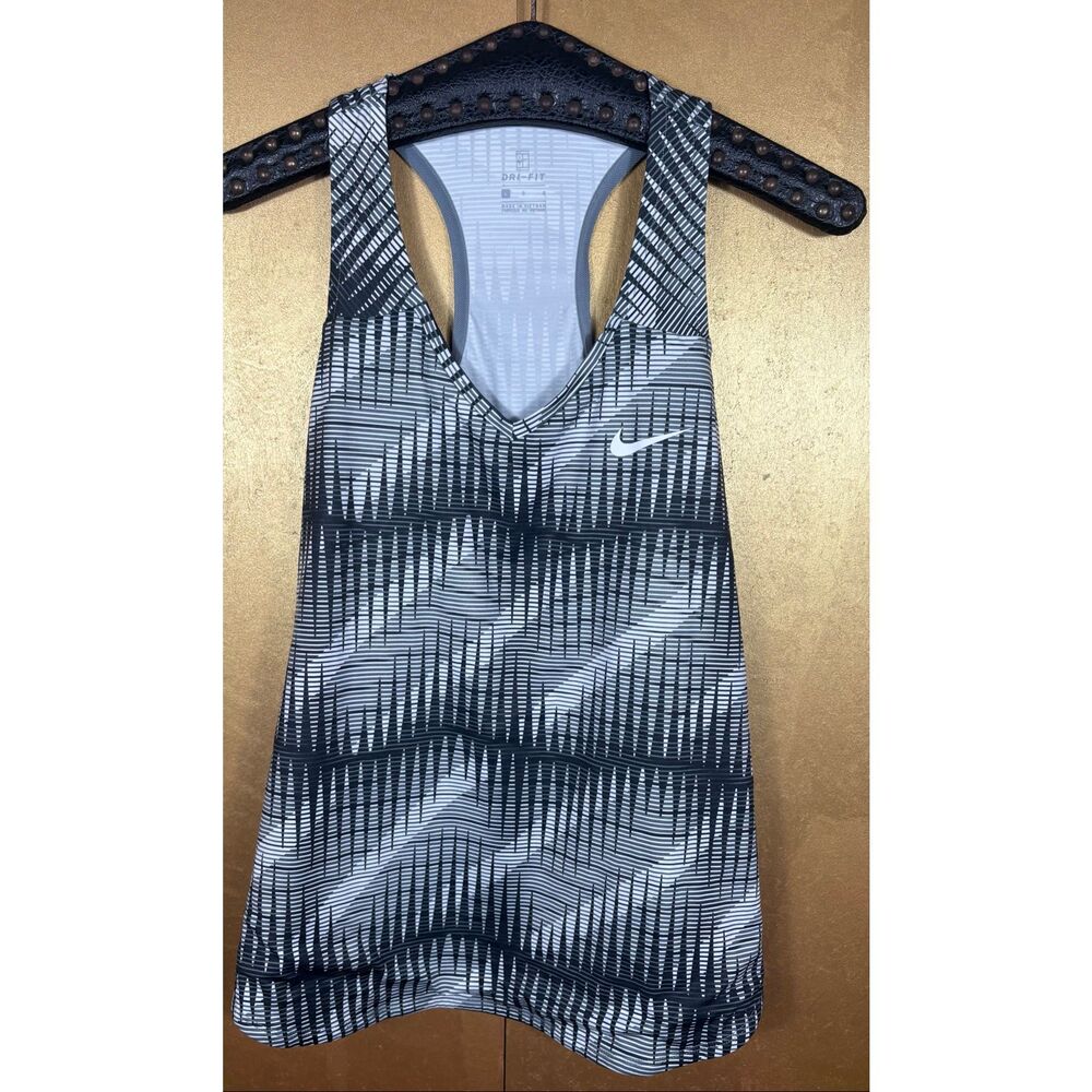 Nike court girls large womans S tank top